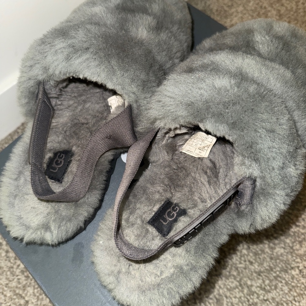 Ugg Slippers - image 6